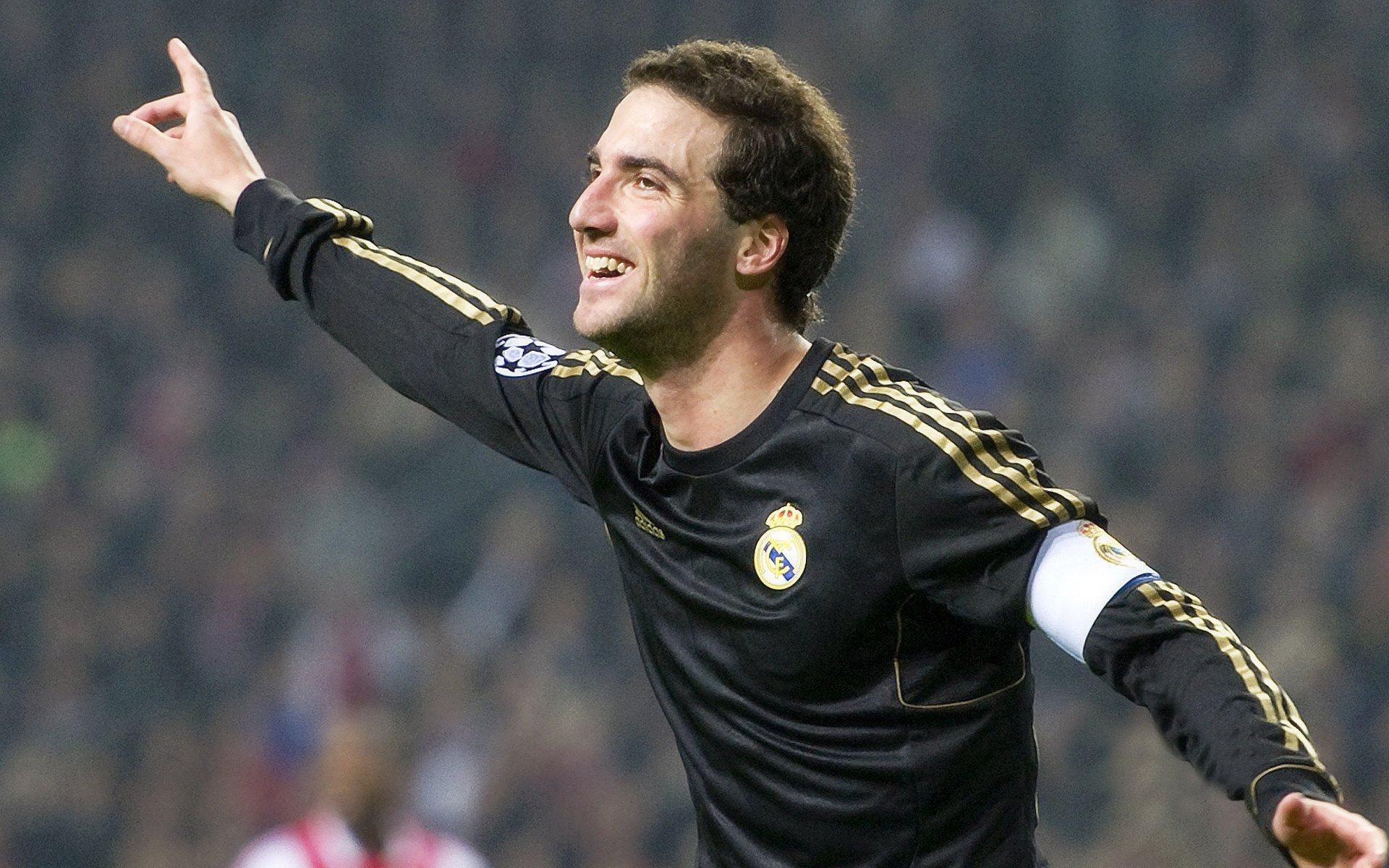 开云app-利物浦发起高位压迫，逆转热刺追平积分榜，热刺克星利物浦